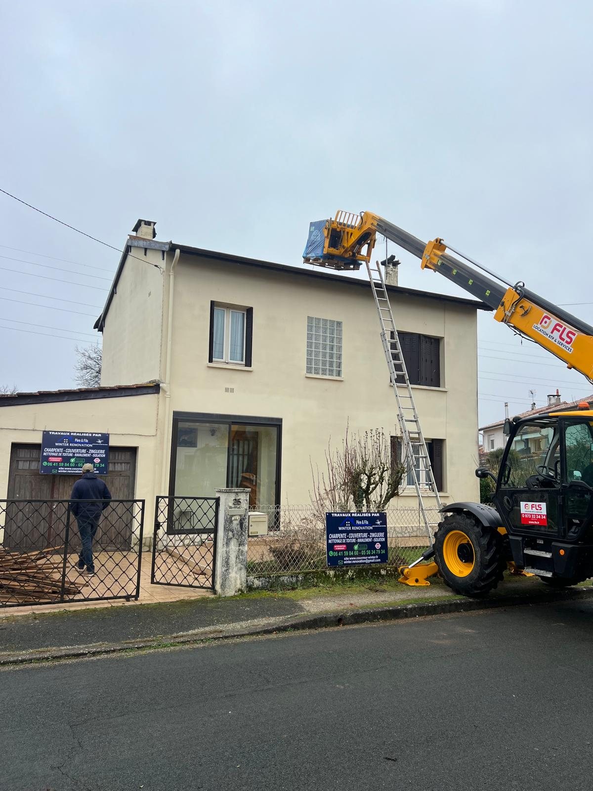 Nettoyage et démoussage de toiture à Eysines